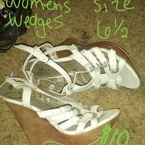 Womens wedge sandals size 6.5